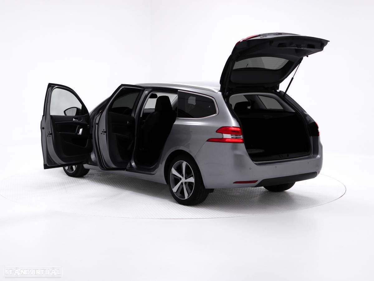Peugeot 308 SW 1.2 PureTech Allure - 5