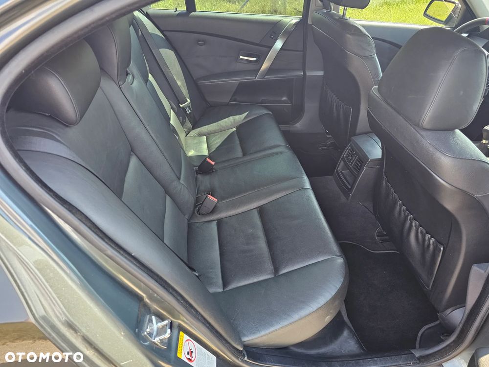 BMW Seria 5 520i - 19