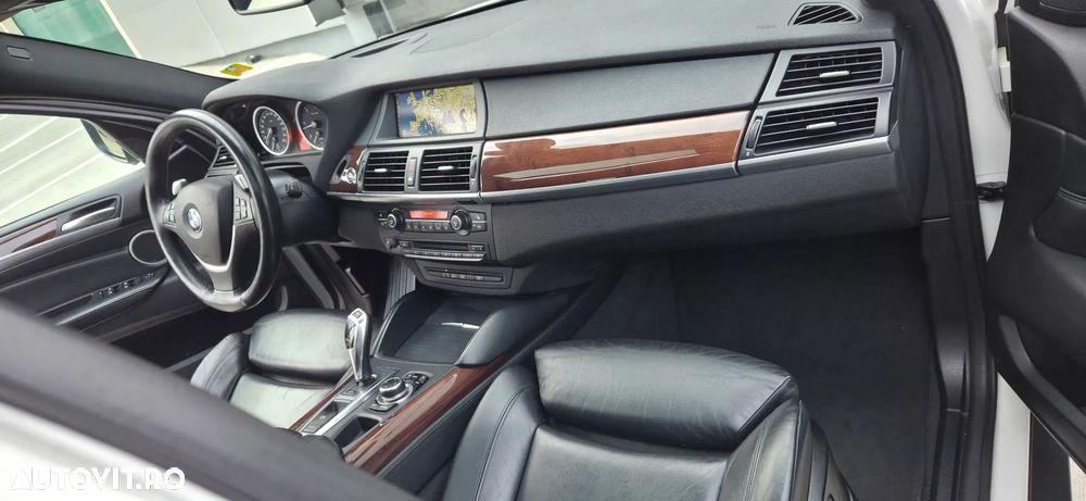 BMW X6 xDrive40d - 10