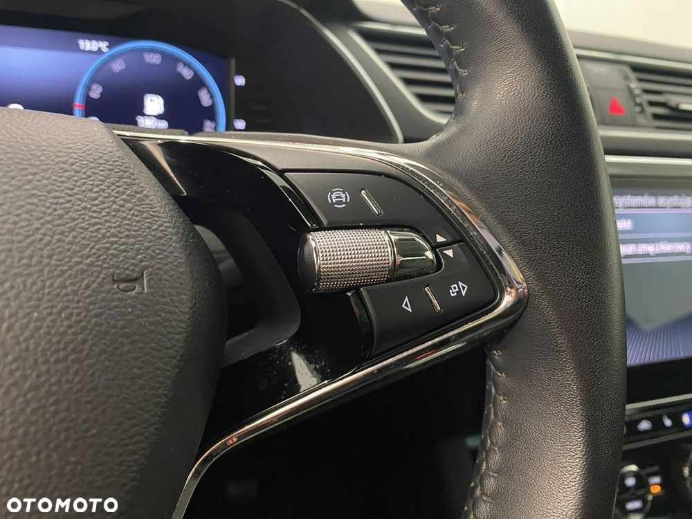 Skoda Superb 2.0 TDI SCR Style DSG - 25