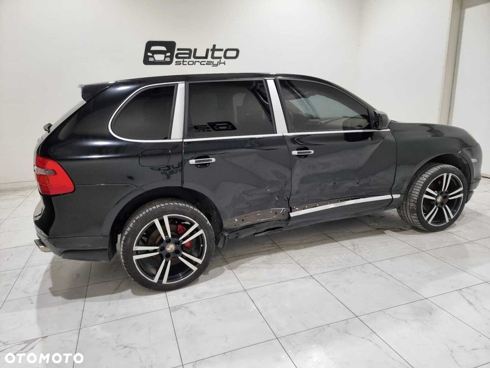 Porsche Cayenne - 10