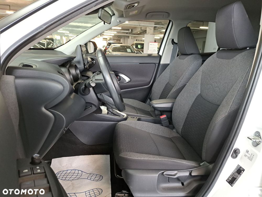 Toyota Yaris Cross Hybrid 1.5 Comfort - 12