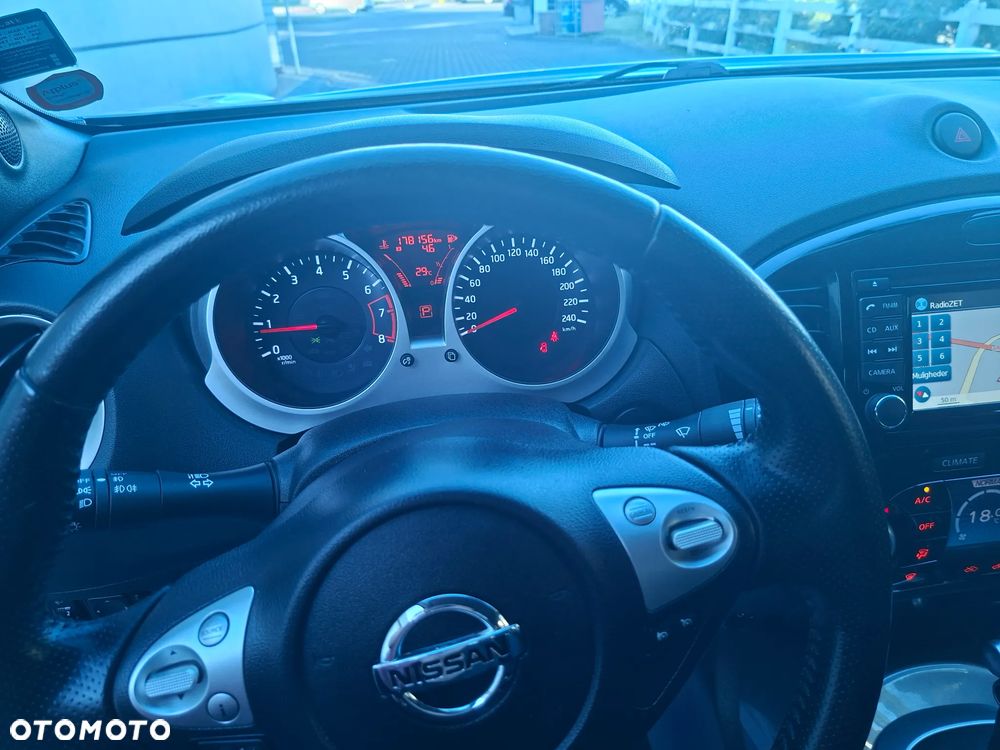 Nissan Juke 1.6 Xtronic Acenta - 26