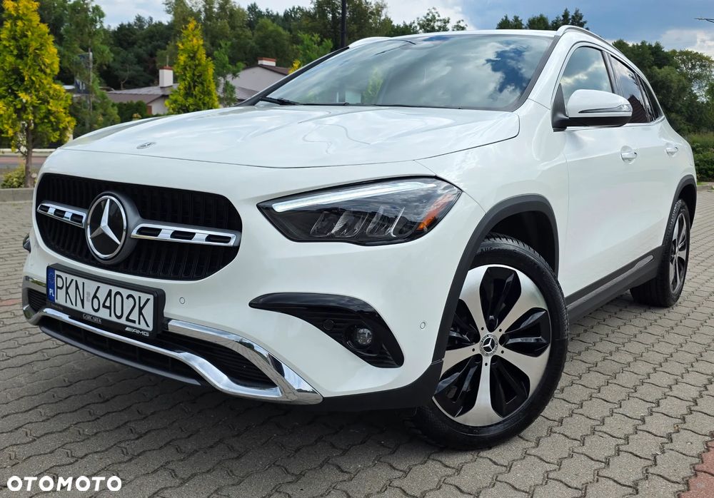 Mercedes-Benz GLA 250 4Matic 8G-DCT Special Edition - 35