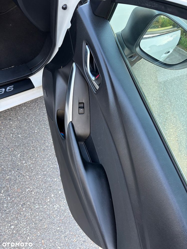 Mazda 6 - 11
