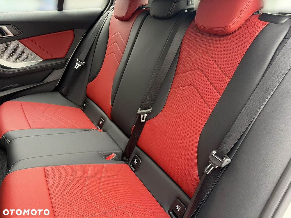 BMW Seria 1 118d M Sport - 9