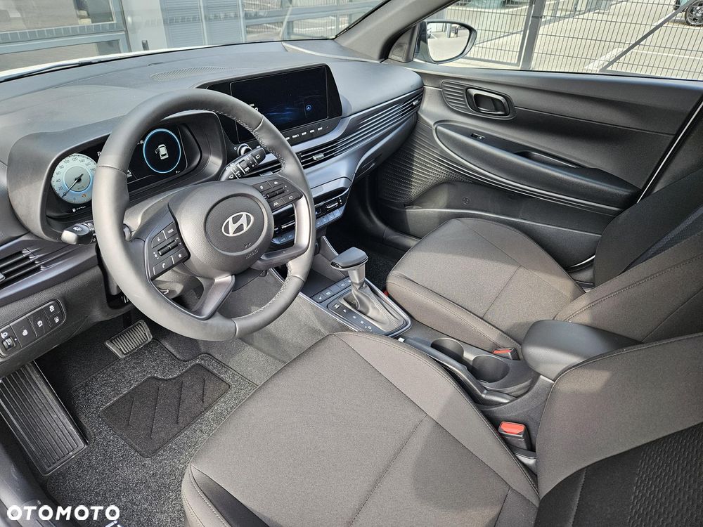 Hyundai i20 1.0 T-GDi Modern Black DCT - 17