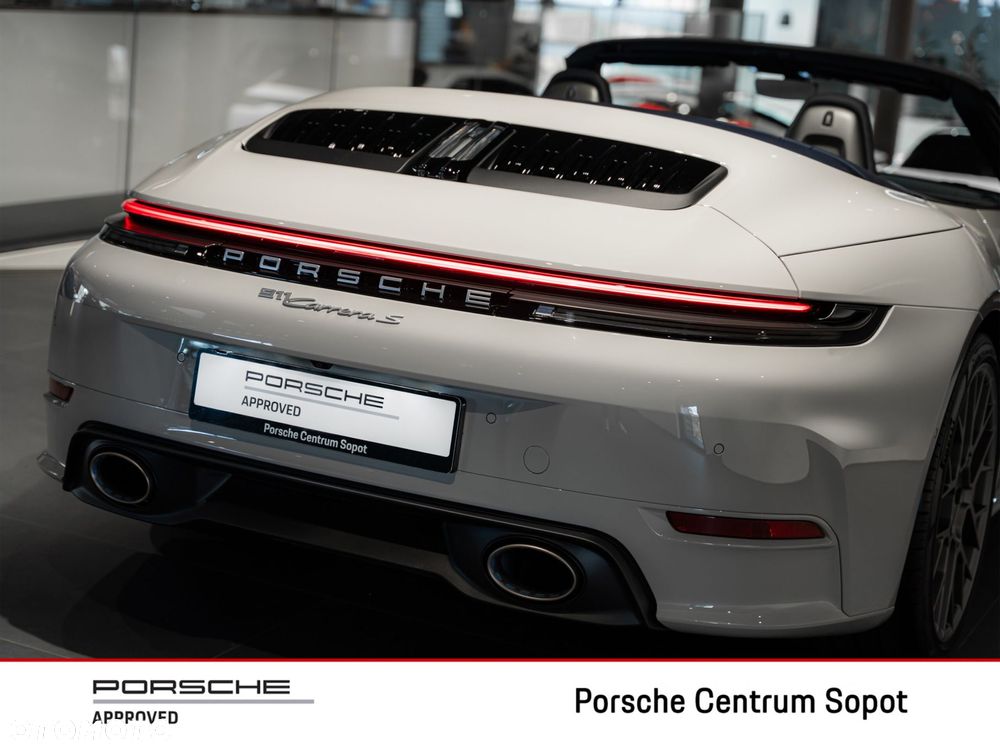 Porsche 911 Carrera S Cabrio - 16
