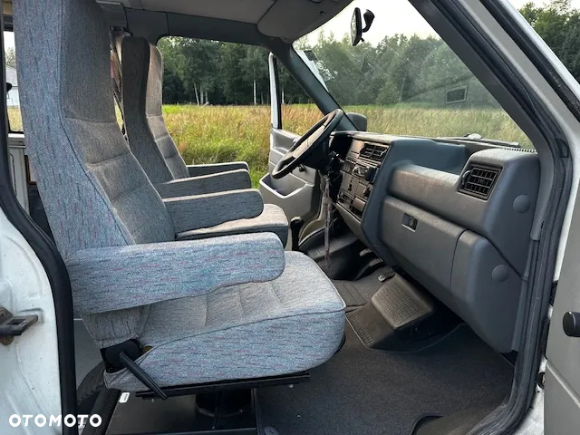 Volkswagen T4 - 11