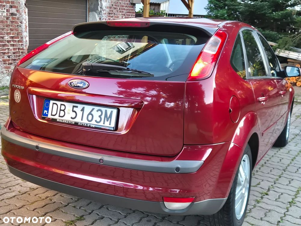 Ford Focus 1.6 16V Ghia - 5