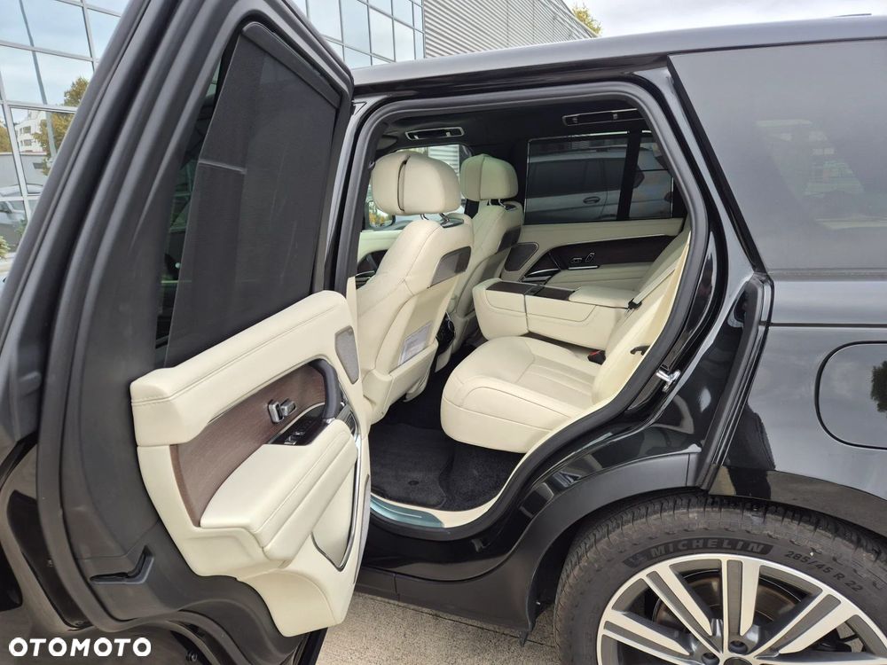 Land Rover Range Rover 3.0 P460e PHEV Autobiography - 17