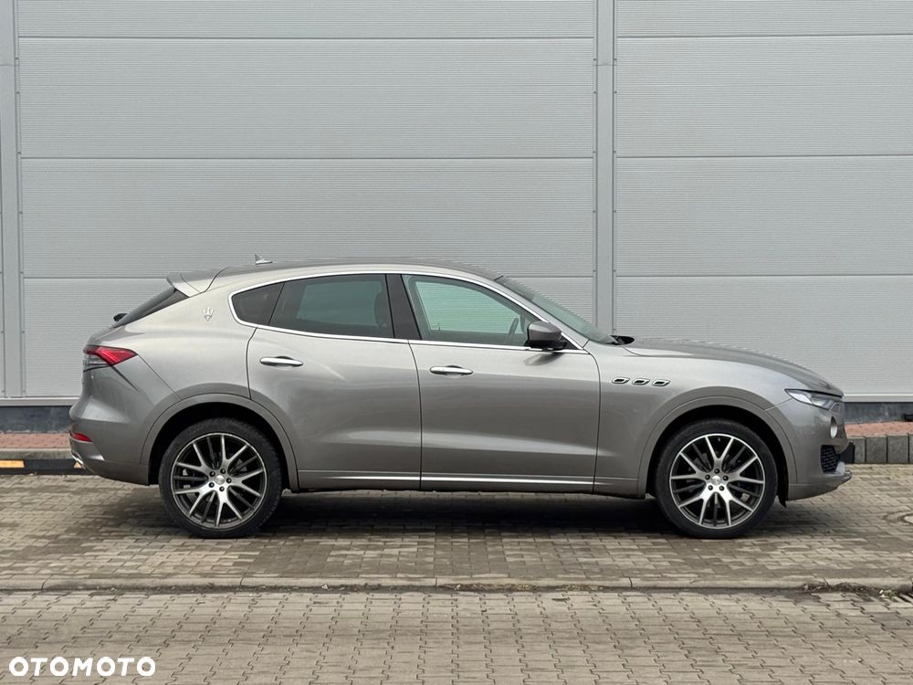 Maserati Levante MHEV GT - 10