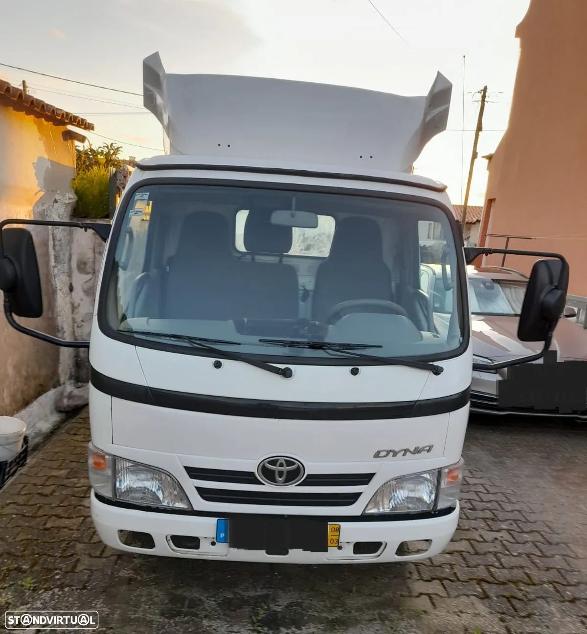 Toyota Dyna - 1