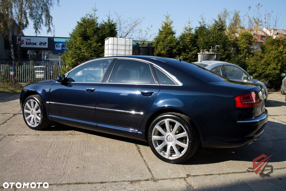 Audi A8 - 3