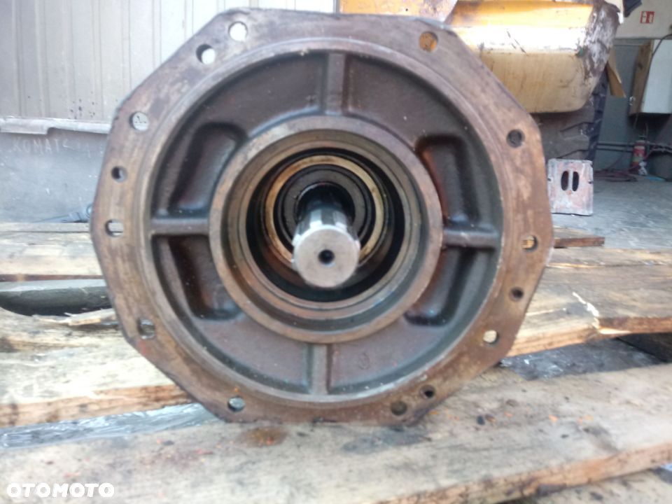 Zwolnica Clark Hurth Shaeff 401 P-13 W-42 - 7