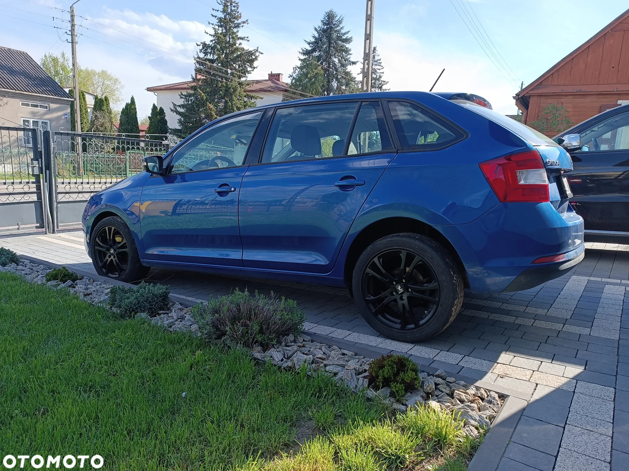 Skoda RAPID 1.4 TSI Ambition DSG - 3