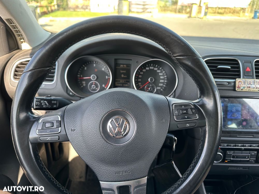 Volkswagen Golf 2.0 TDI DPF Highline - 9
