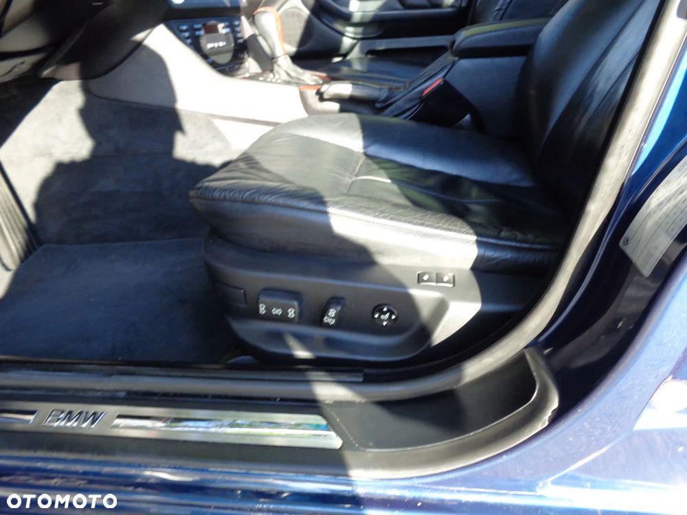 BMW Seria 5 - 27