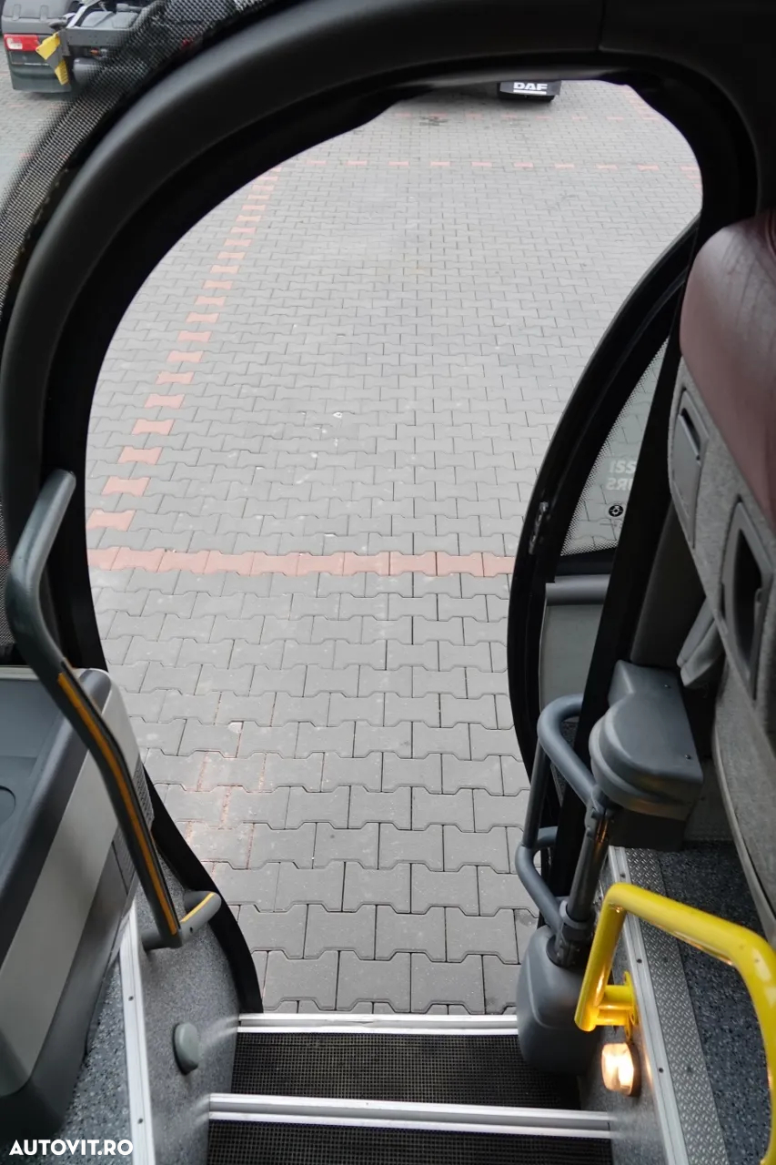 Iveco MAGO - 2 / AUTOBUZ SUBURBAN / 37 LOCU / AER CONDITIONAT / PIELE / IMPORTAT - 33