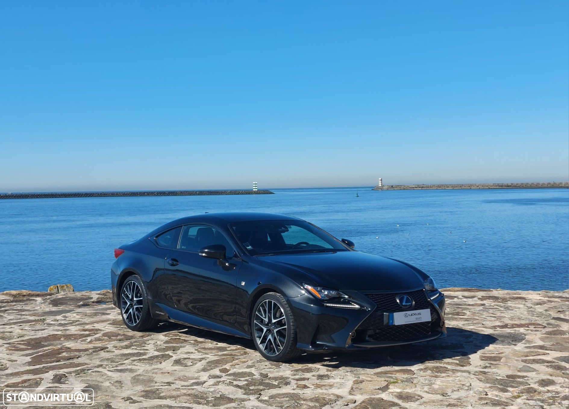 Lexus rc-300h Black Edition - 8