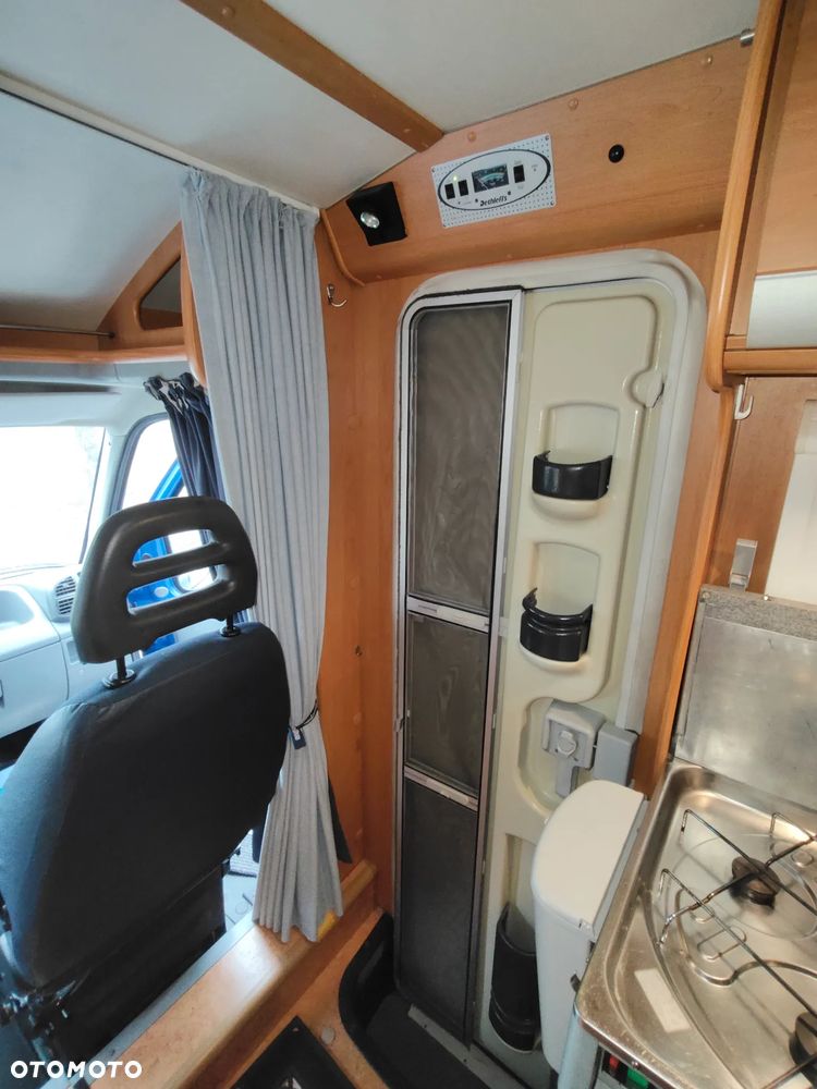 Dethleffs GLOBEBUS 3 - 25