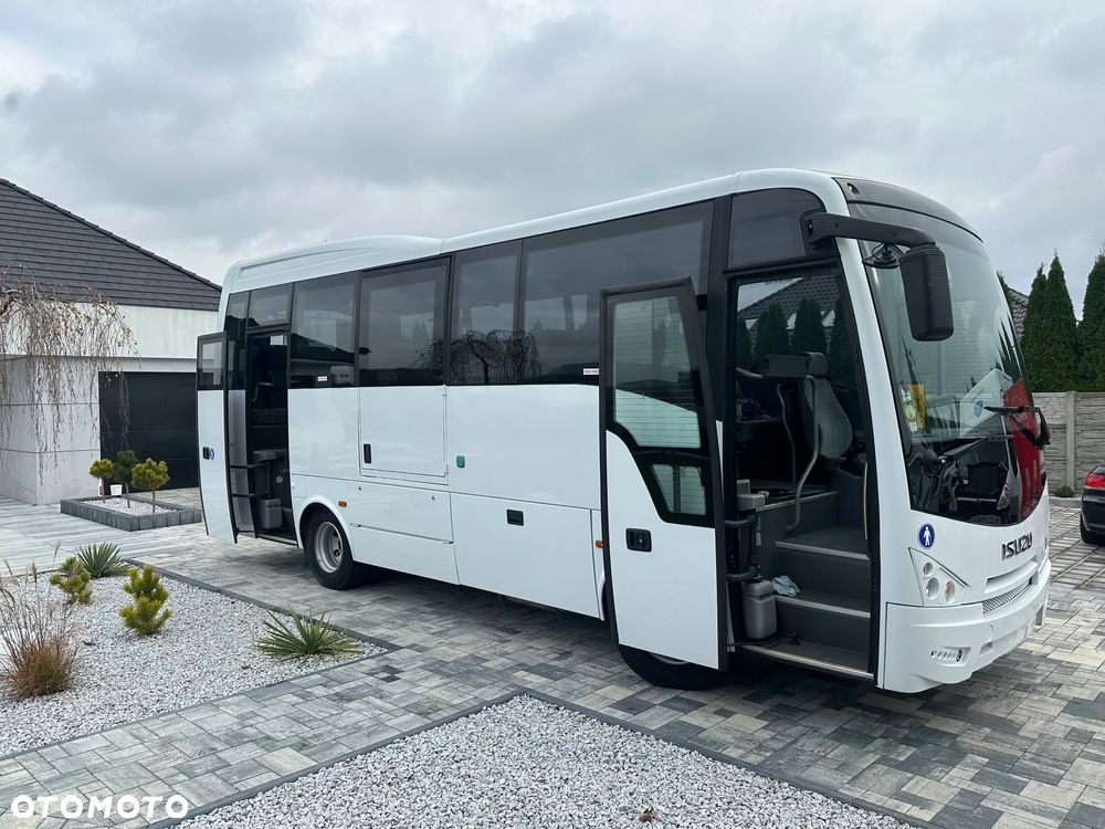 Isuzu Turquoise - 22