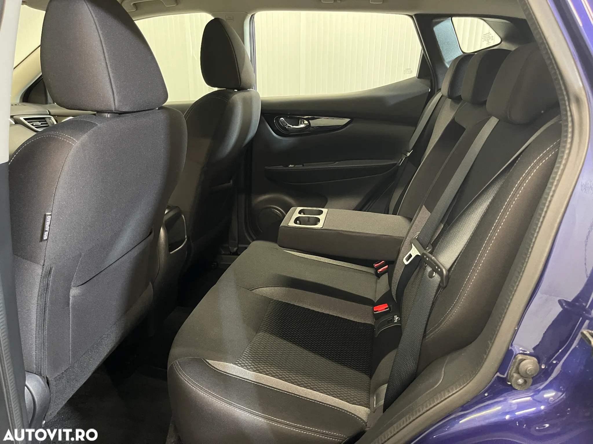 Nissan Qashqai 1.7 dCi Xtronic ALL-MODE 4x4i N-CONNECTA - 11