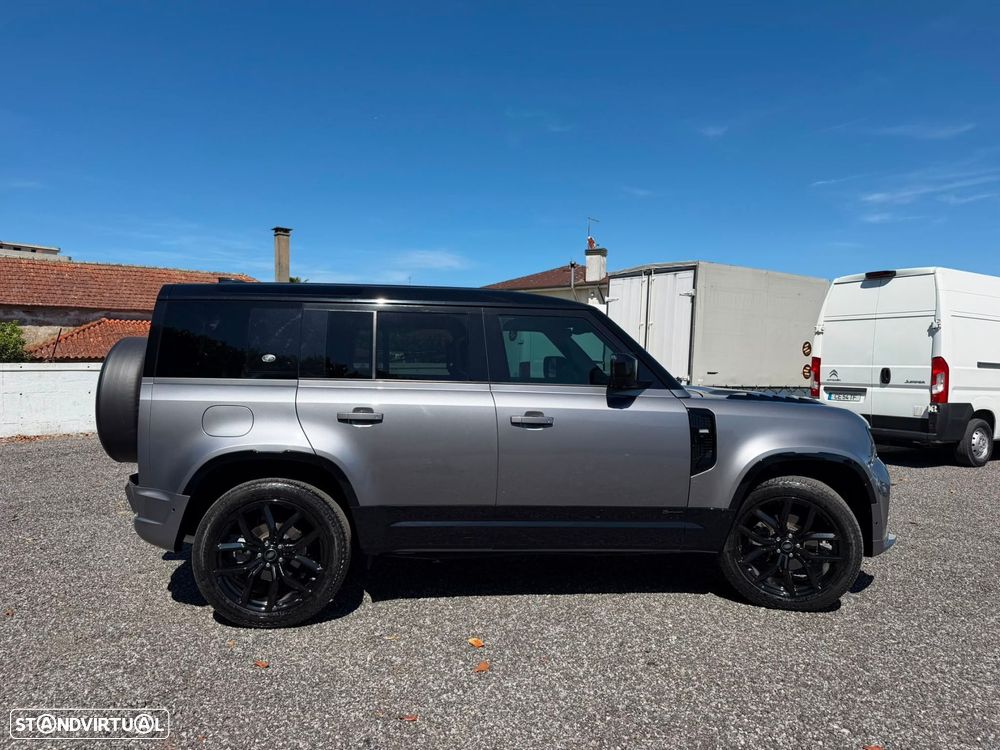 Land Rover Defender - 11