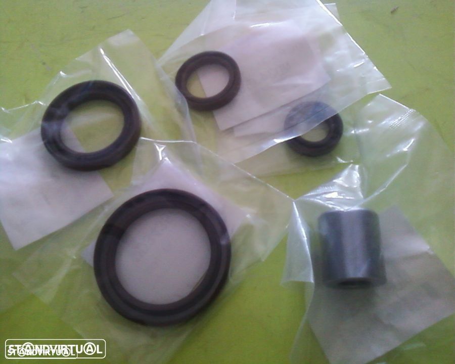 retentores do motor mitsubishi 2.5d 2.5td 4d56 - 1