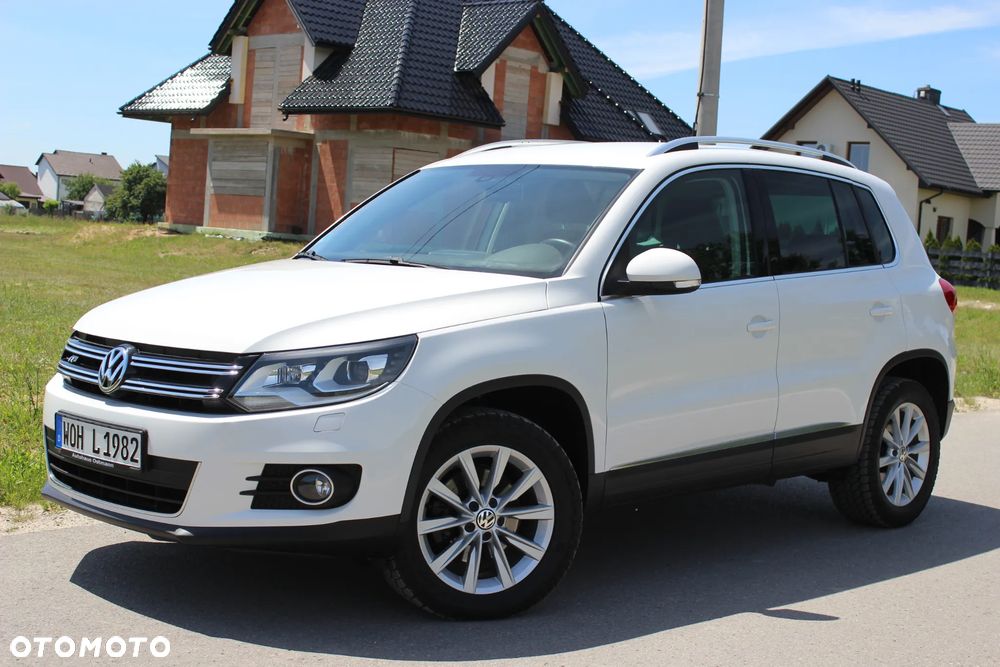 Volkswagen Tiguan 2.0 TDI 4Mot Perfectline R-Style DSG - 10