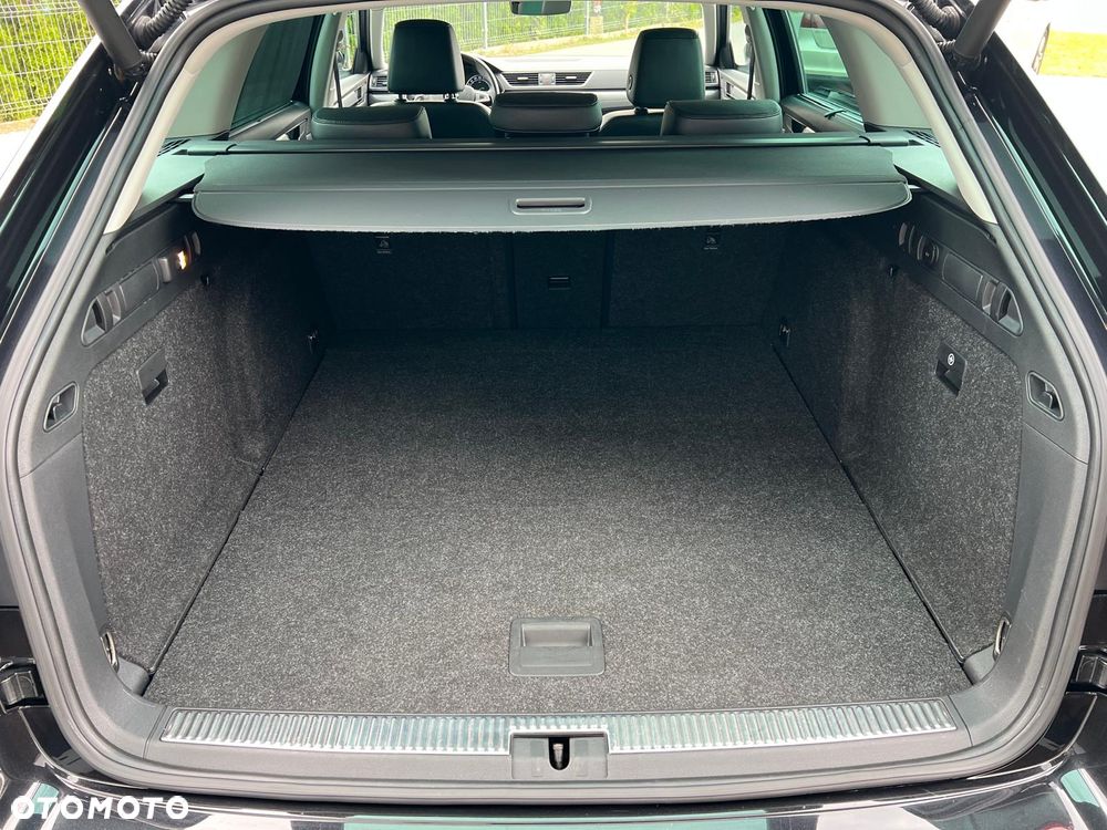 Skoda Superb 2.0 TDI 4x4 Style DSG - 31