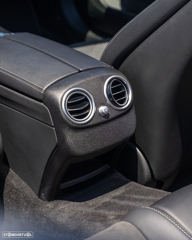 Mercedes-Benz C 220 d Coupe 4Matic 9G-TRONIC AMG Line - 16