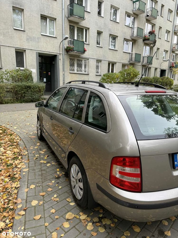 Skoda Fabia 1.4 16V Mint - 12