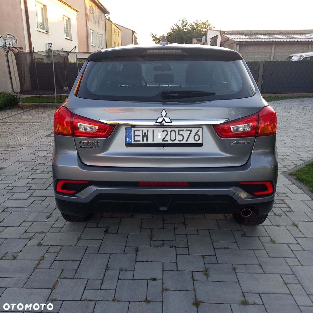 Mitsubishi ASX - 5