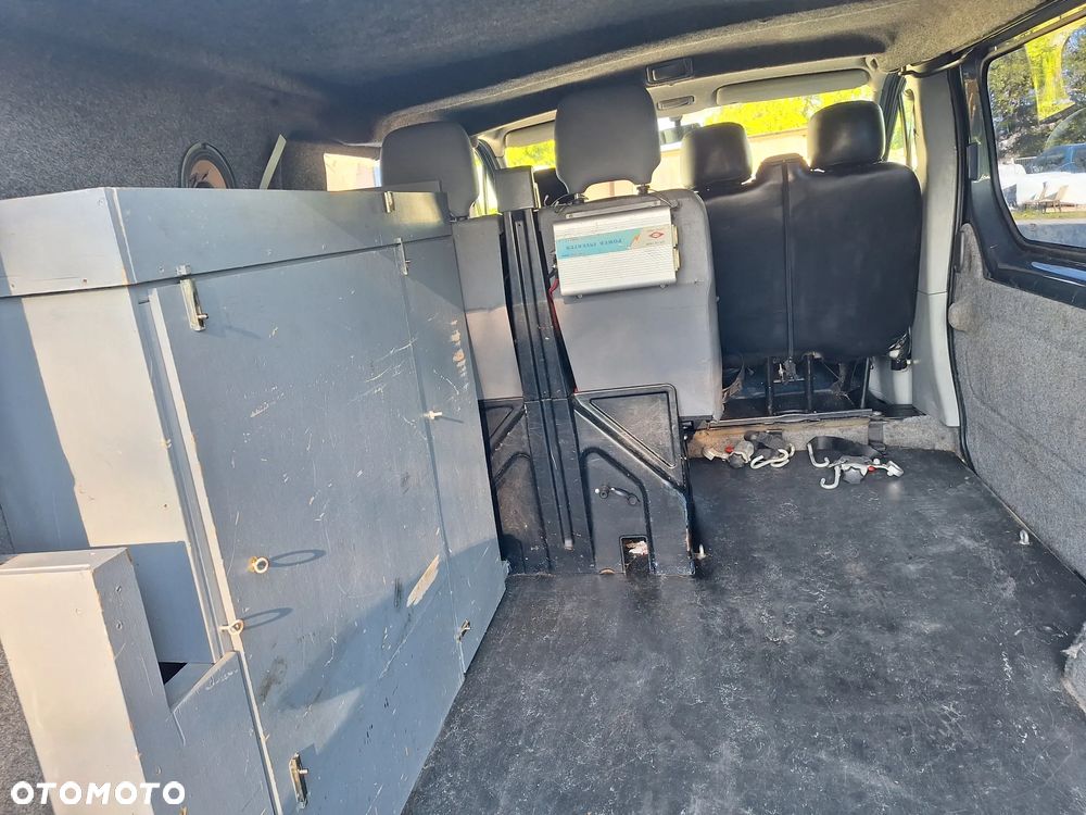 Opel Vivaro - 9