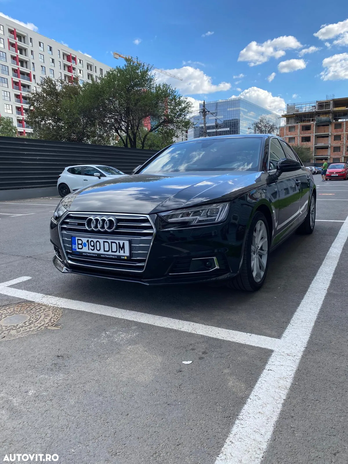 Audi A4 2.0 TDI quattro S tronic Sport - 2