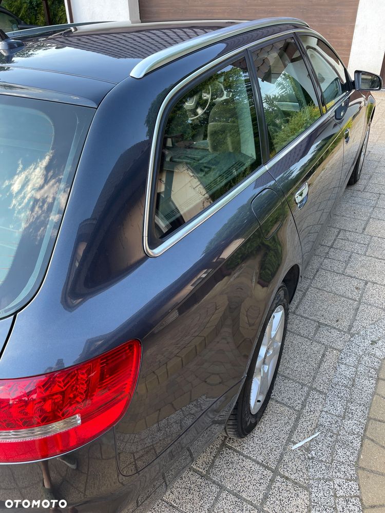 Audi A6 Avant 2.0 TDI - 12