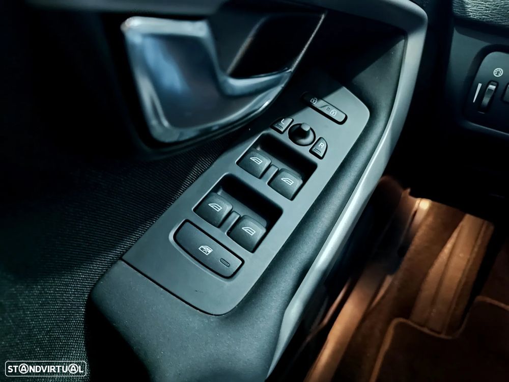 Volvo V40 1.6 D2 Kinetic Eco - 28