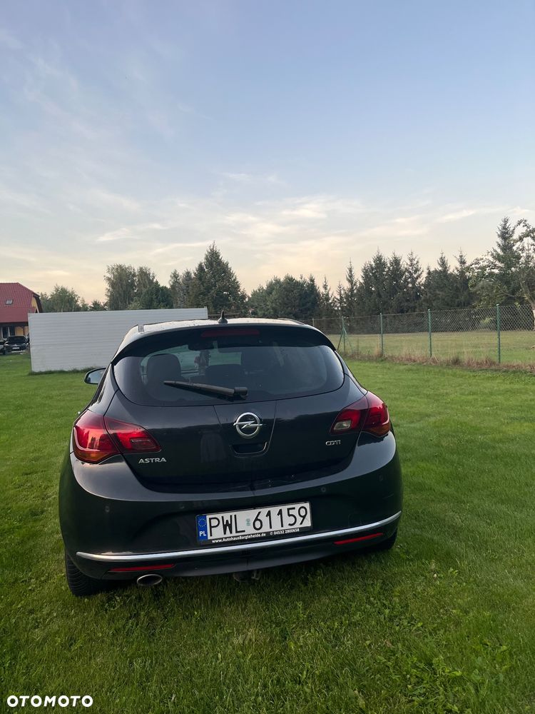 Opel Astra - 4