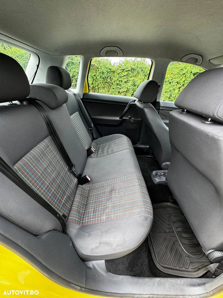 Volkswagen Polo 1.2 Attractive - 8