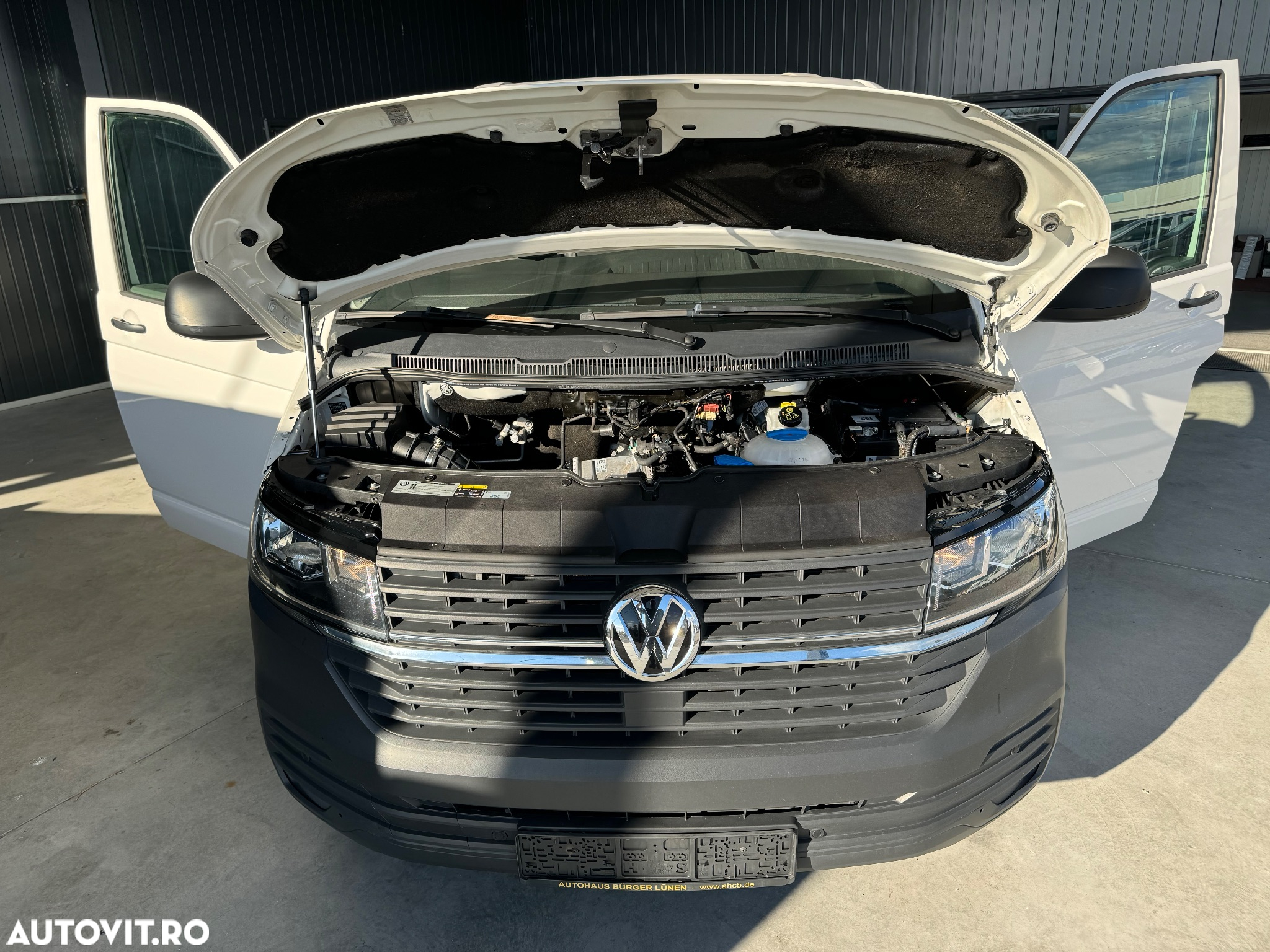 Volkswagen Transporter T6.1 Kurz Plus Trendline - 23