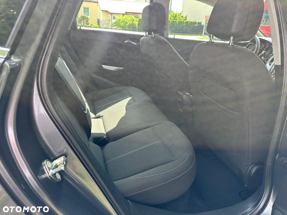 Opel Astra 1.4 Turbo Innovation - 13