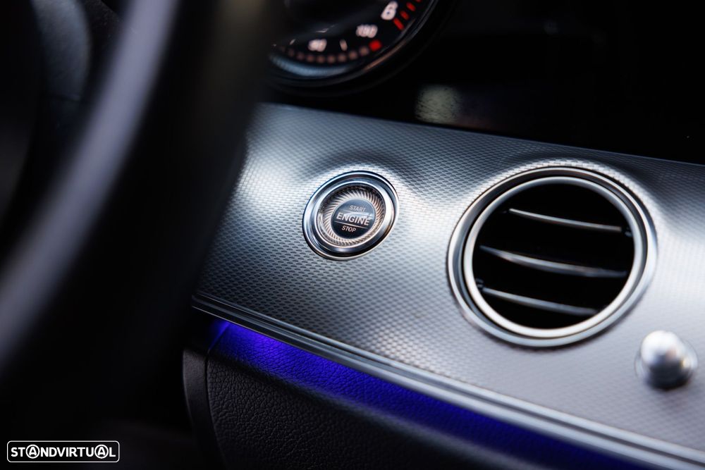 Mercedes-Benz E 220 d AMG Line - 29