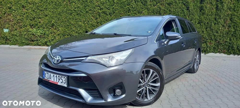 Toyota Avensis 1.8 Executive - 7