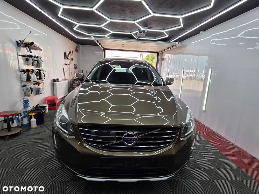 Volvo XC 60 D5 AWD Summum - 10