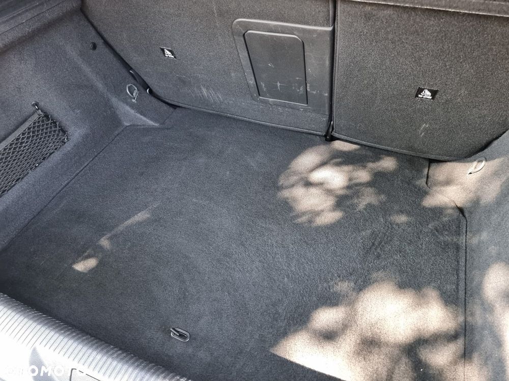 Peugeot 308 1.2 PureTech Allure Pack S&S - 26