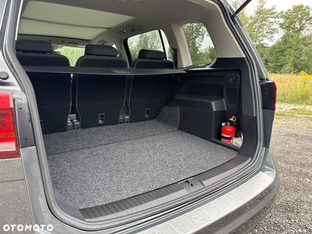 Volkswagen Touran 2.0 TDI BMT Highline - 12