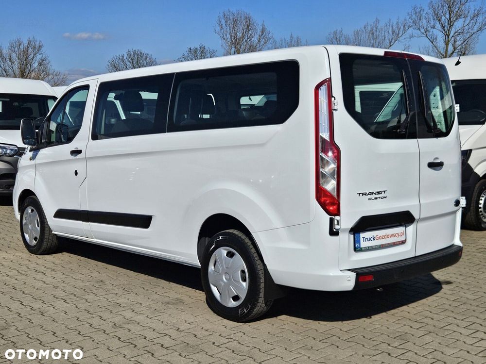 Ford Transit Custom - 11