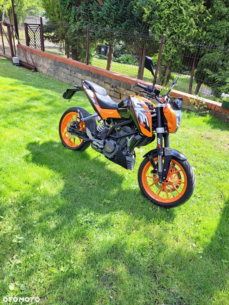 KTM Duke 125 - 1