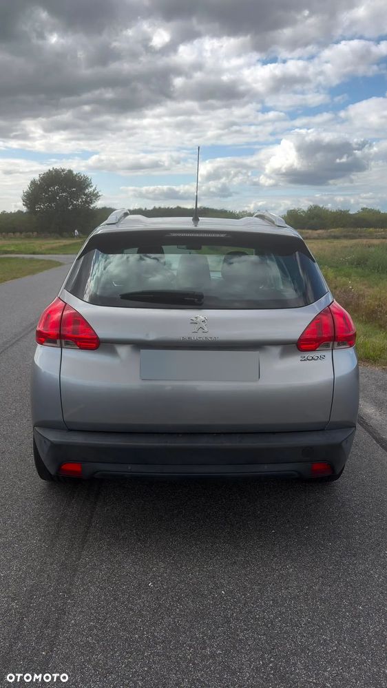 Peugeot 2008 - 4